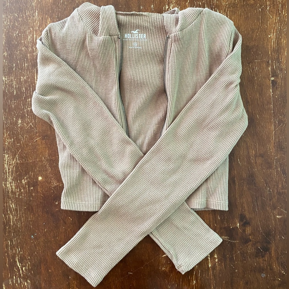 Hollister Cropped Zip-up Sweater NWOT